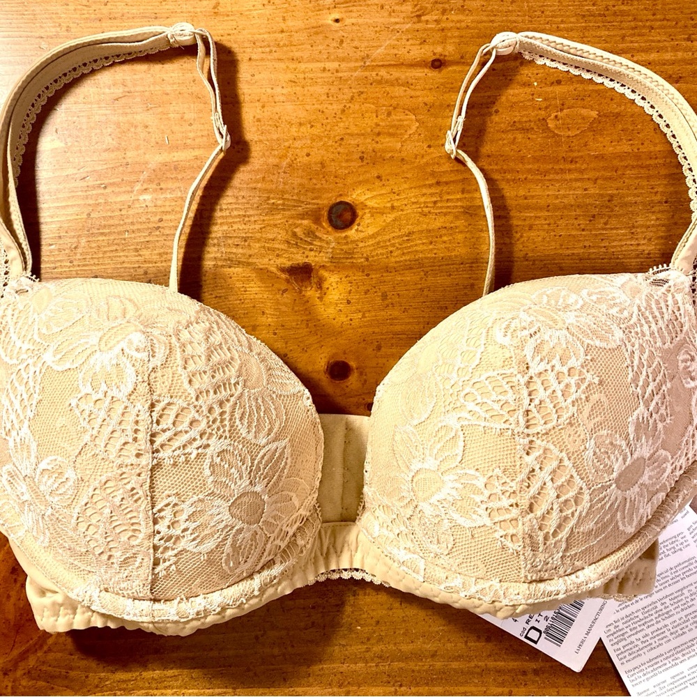 Cream Lace Bra Made in Italy